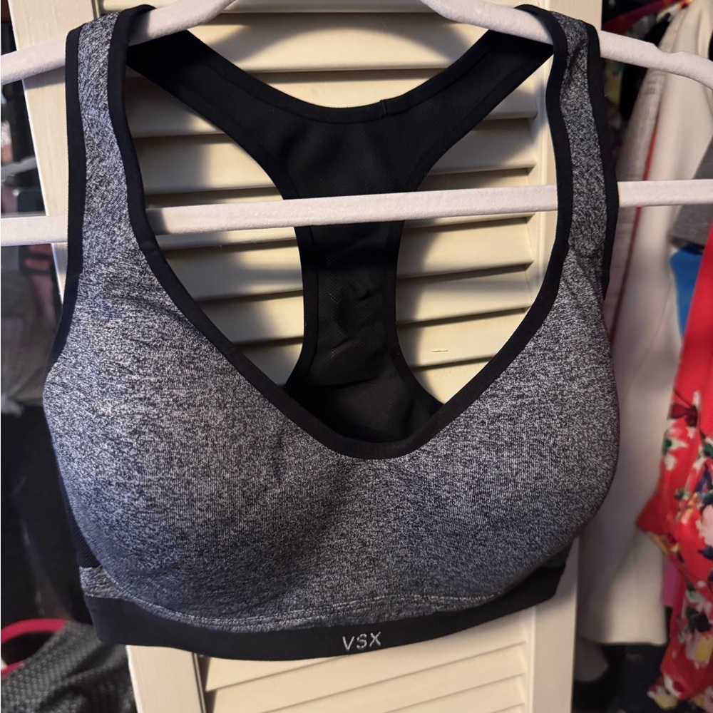 VSX Sport Gray and Black Sports Bra Size 34D